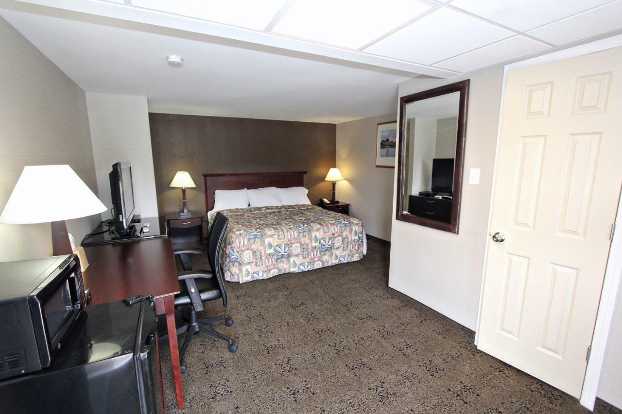 Knights Motel 2*